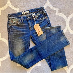NWT Rock Revival Skinny Jeans - Size 25